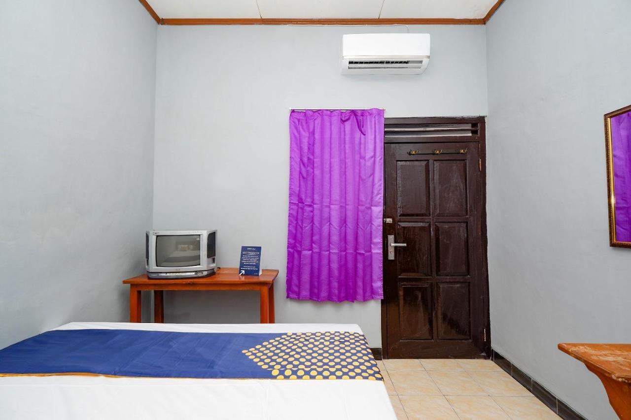 Spot On 2821 Griya Kawula Syariah Hotel Solo Buitenkant foto