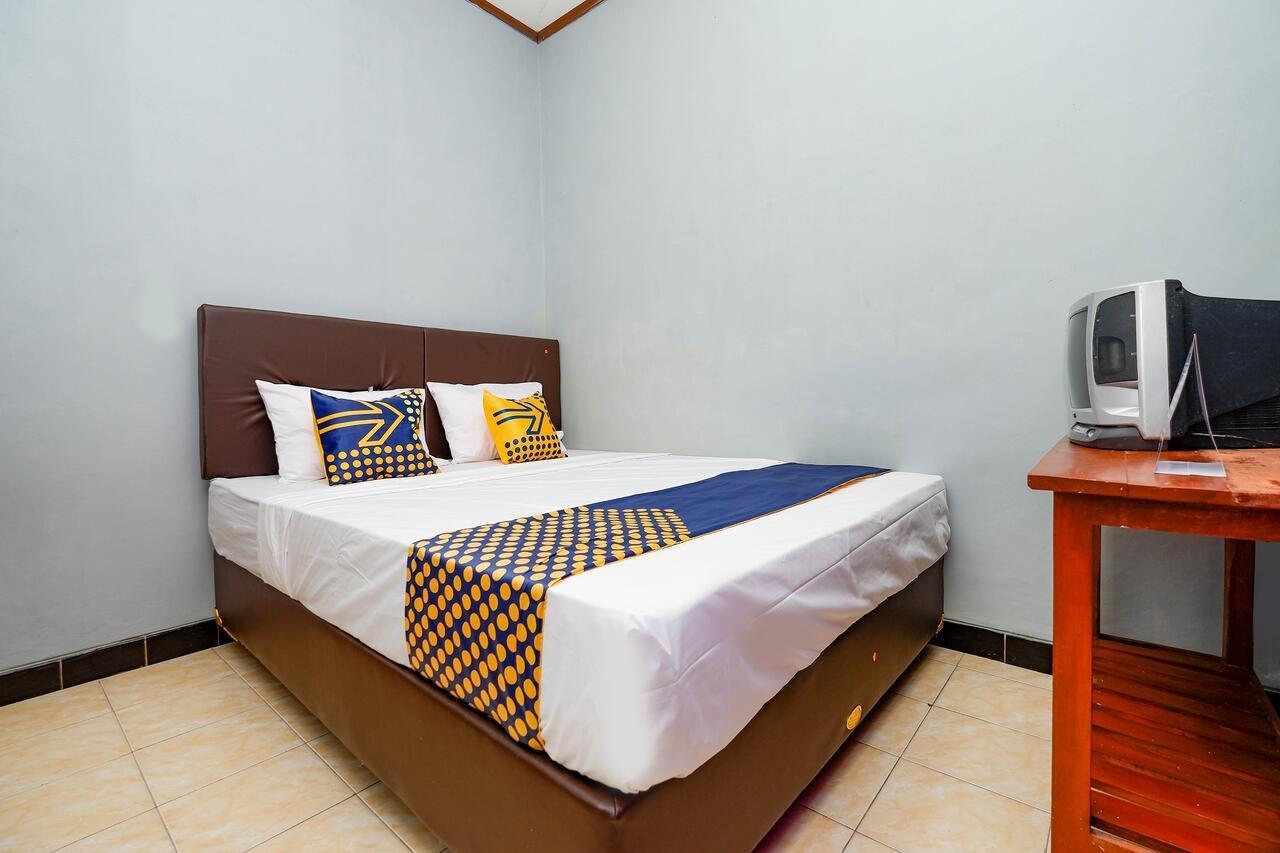 Spot On 2821 Griya Kawula Syariah Hotel Solo Buitenkant foto