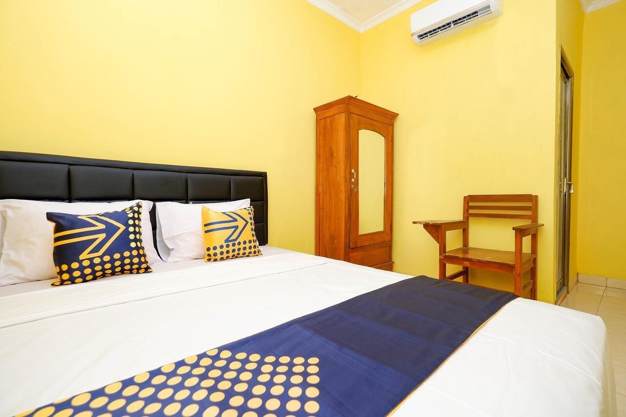 Spot On 2821 Griya Kawula Syariah Hotel Solo Buitenkant foto