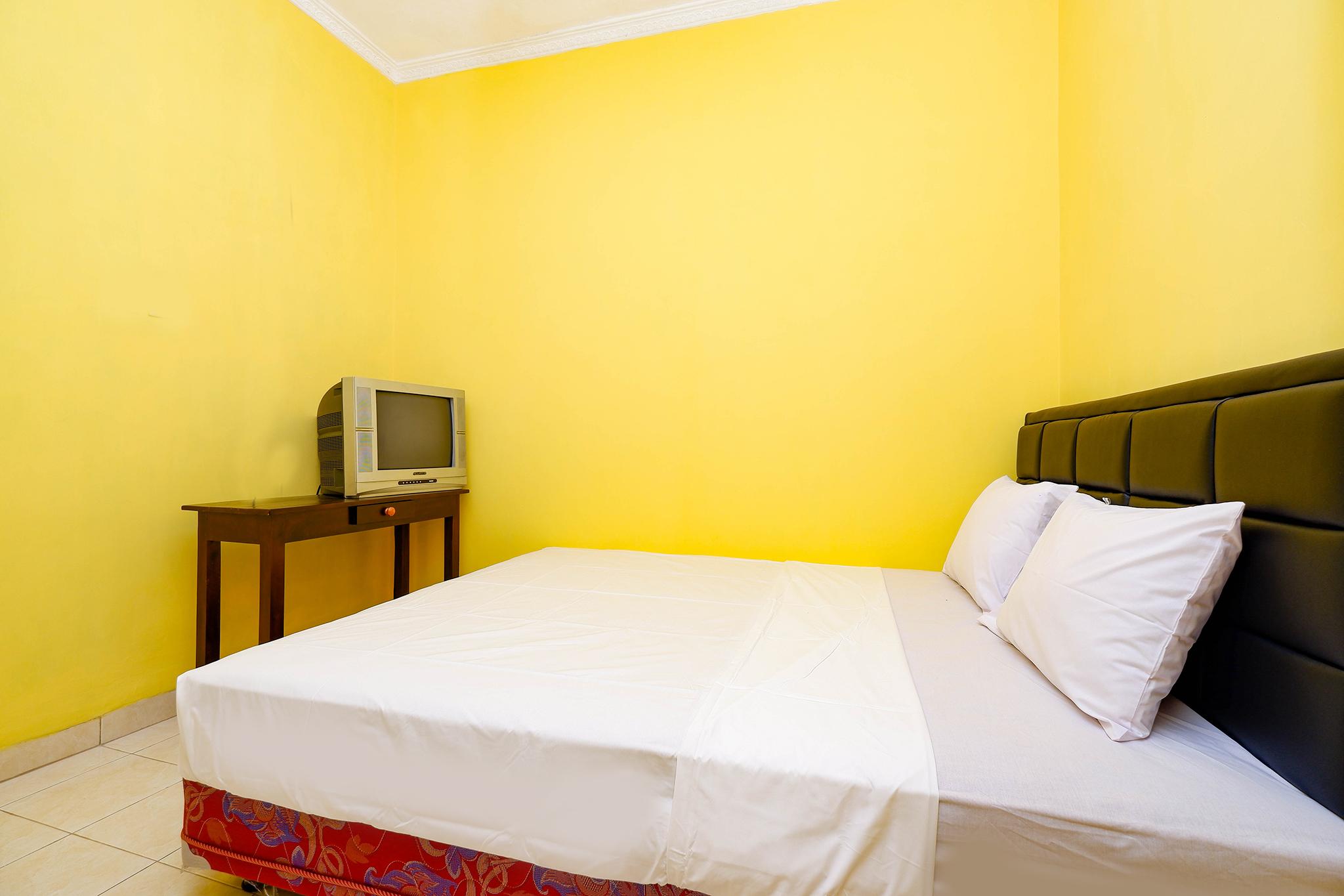 Spot On 2821 Griya Kawula Syariah Hotel Solo Buitenkant foto