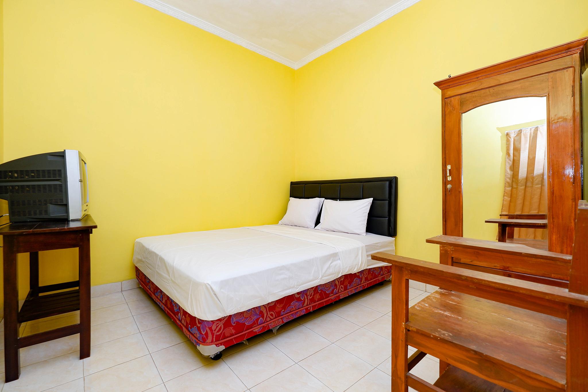 Spot On 2821 Griya Kawula Syariah Hotel Solo Buitenkant foto